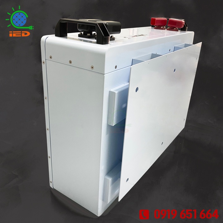 Pin lưu trữ Lithium ion 48V 100Ah Blue Connect có giao tiếp