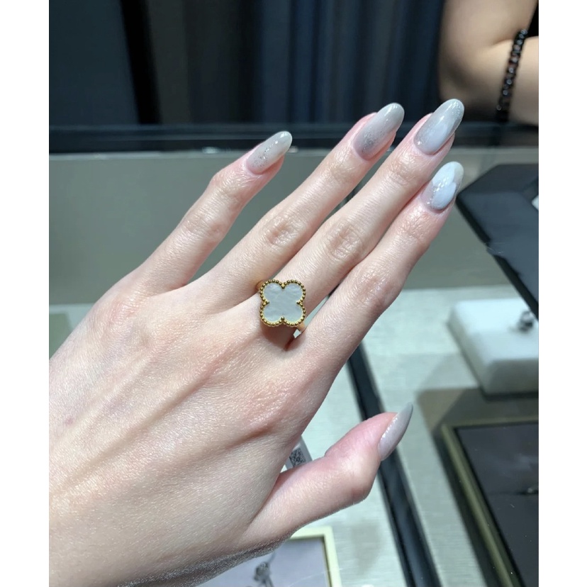 Nhẫn Louis Vuitton Phong Cách Hàn Quốc Đơn Giản Mạ Vàng / Bạc 925 Dành Cho Nữ