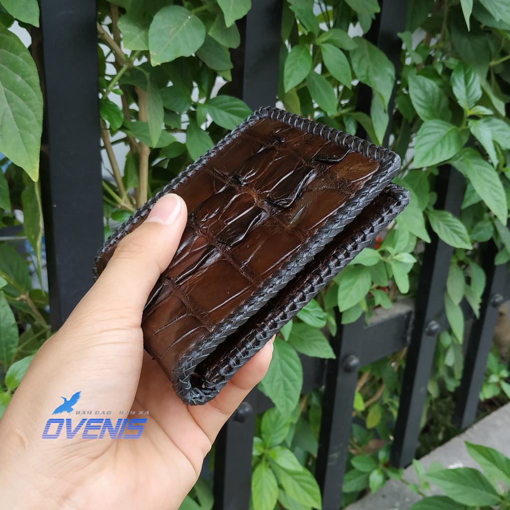 Ví Nam Da Cá Sấu.  Đan Viền Thủ Công Chắc Chắn!