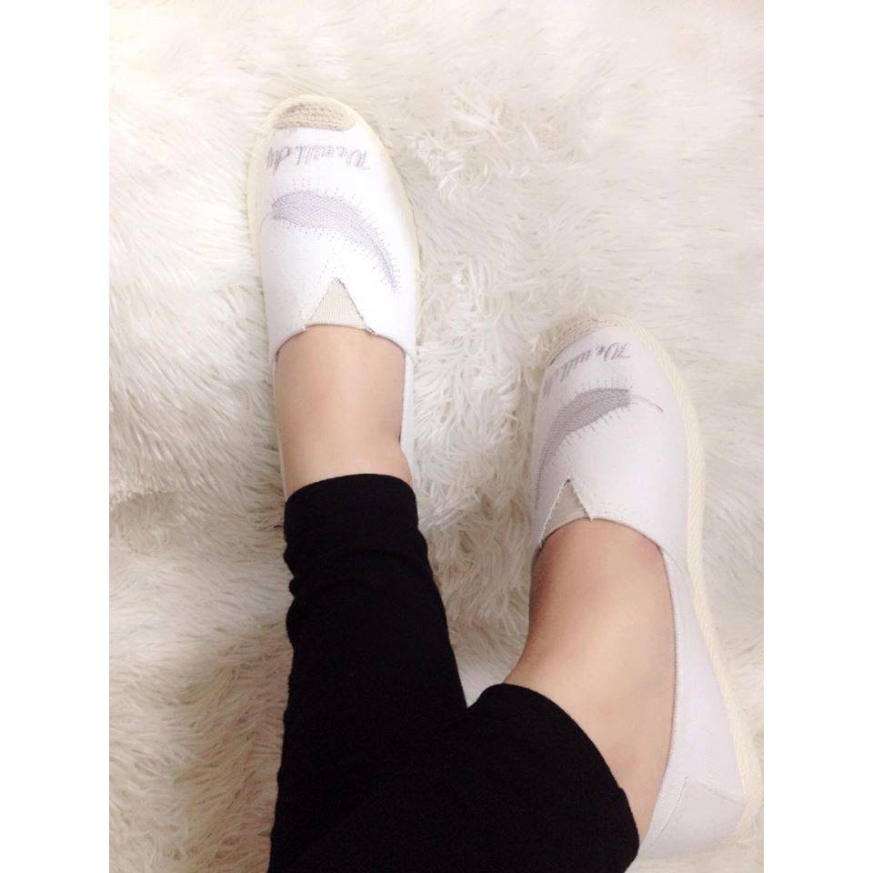 (THANH LÝ) SLIP-ON HÌNH CHIẾC LÁ | BigBuy360 - bigbuy360.vn