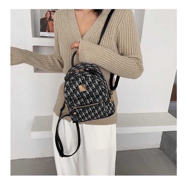 Balo mini chất liệu vải dù hoạ tiết chữ siêu đẹp