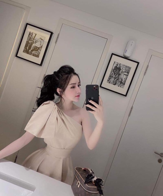 Đầm xoè 1 nơ vai