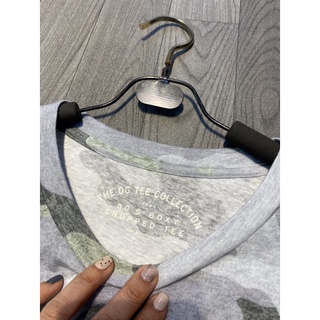 Áo croptop rằn ri nữ