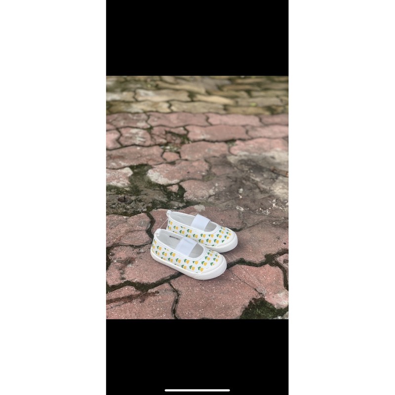 Giày kiểu Hàn cho bé