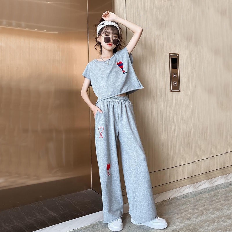 Set Đồ Thể Thao Áo Thun + Quần Lưng Cao Ống Rộng Thời Trang Năng Động Cho Bé Gái