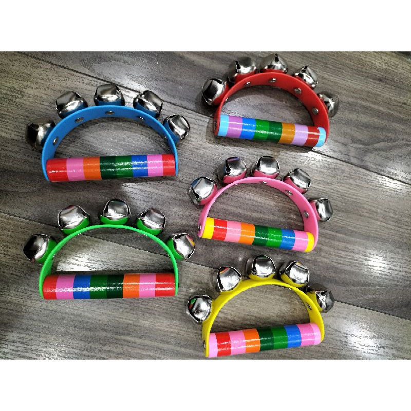 Đồ chơi xúc xắc gắn chuông phát tiếng kêu vui nhộn kích thích phát triển vận động và giác quan của bé