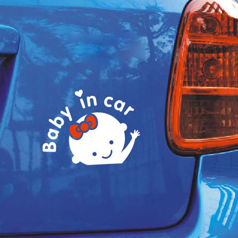 Sticker dán phản quang họa tiết " Baby in Car " dễ thương vui nhộn cho xe ô-tô