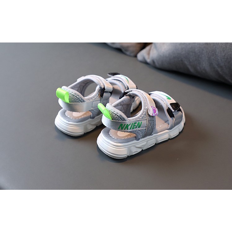 GIÀY SANDAL BÉ TRAI NIKIEN