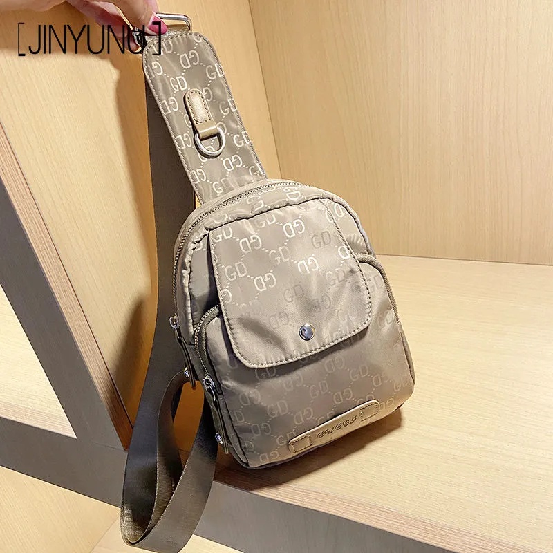 Túi đeo chéo ngực KF050 vải oxford trẻ trung hợp thời trang dành cho nữ