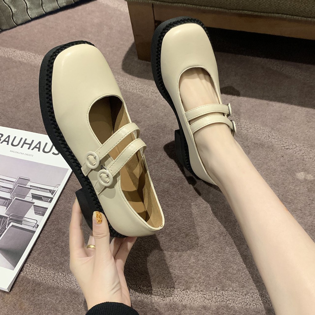 Giày Nữ Đế Bằng Mũi Vuông Thời Trang Cá Tính | BigBuy360 - bigbuy360.vn