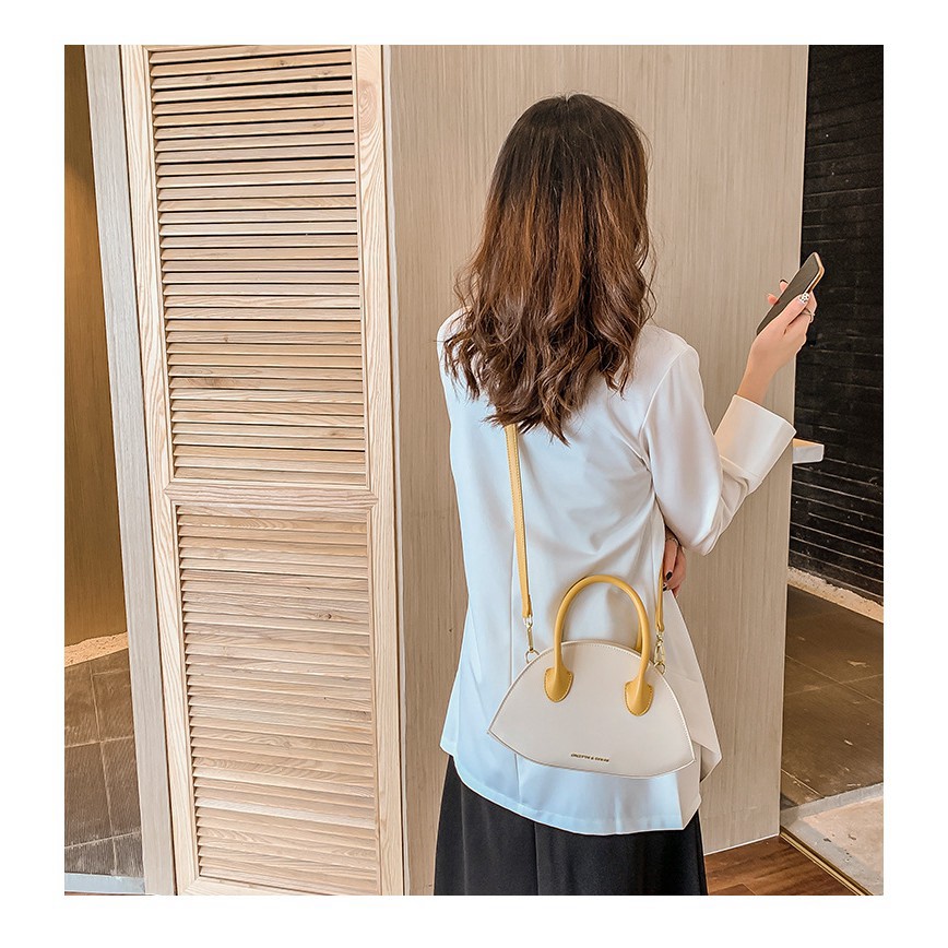 Túi xách nữ đeo chéo kiểu dáng mới 2021 hình bán nguyệt TX13 túi xách đeo vai - Túi xách Chip Xinh | BigBuy360 - bigbuy360.vn