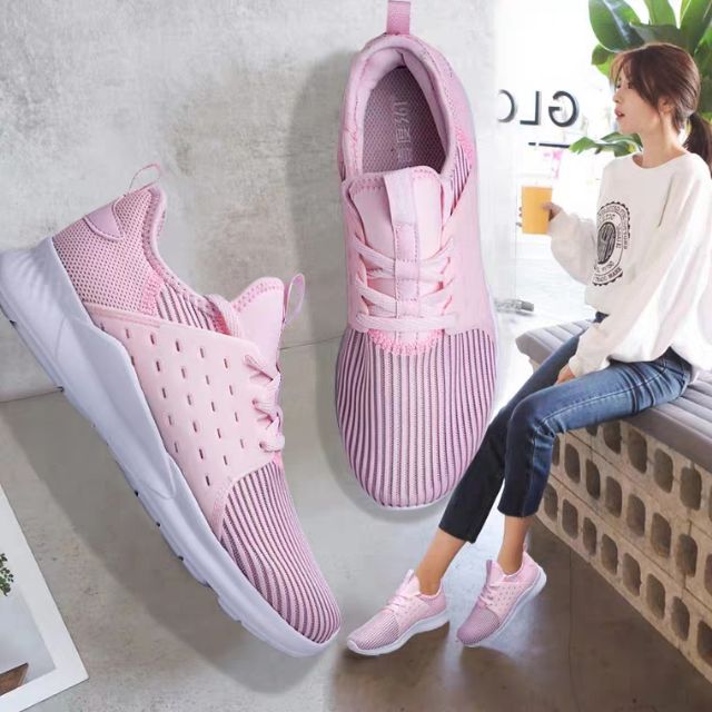 Giầy thể thao nữ