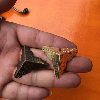 Bịt góc hộp gỗ