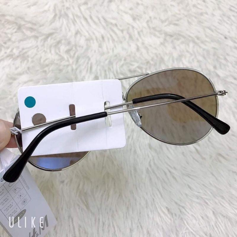 2021  Kính râm bé trai dáng rayban tráng gương chính hãng 4-8Y