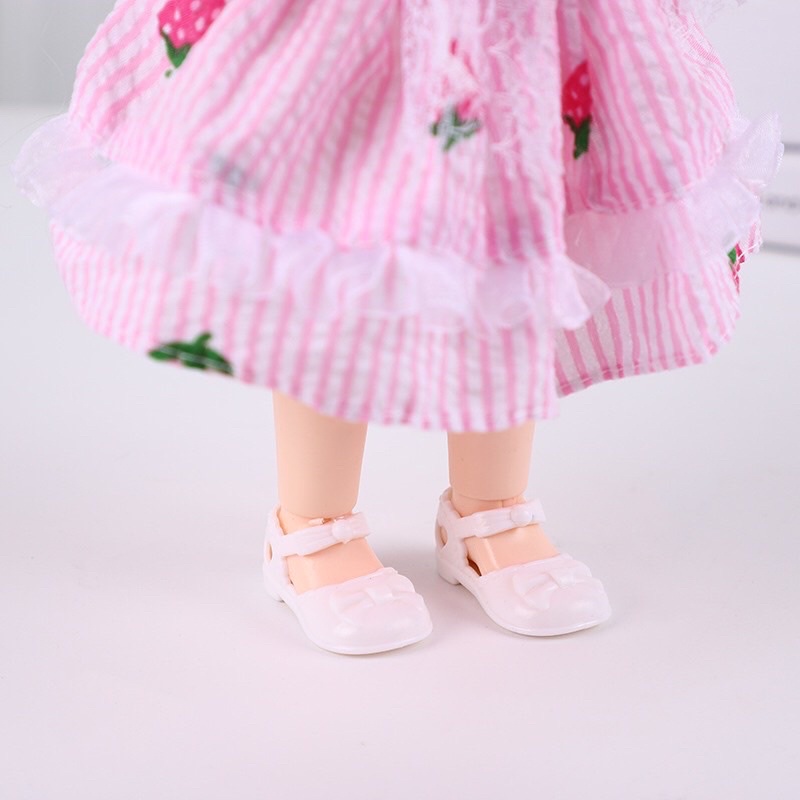 BÚP BÊ CÔNG CHÚA BARBIE LOẠI TO 30cm (mặc trang phục ngẫu nhiên)