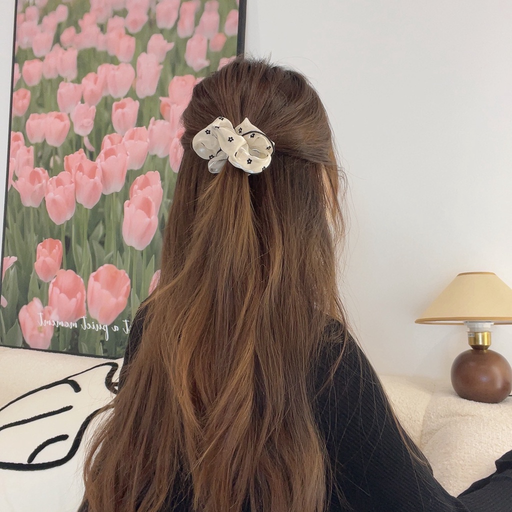 Dây cột tóc vải scrunchies hoa có viền phong cách Hàn Quốc siêu xinh DCV