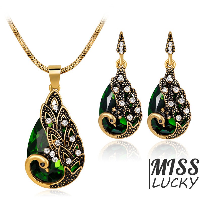 Set dây chuyền và khuyên tai phong cách cổ điển thanh lịch dành cho nữ