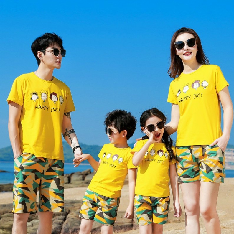 Áo gia đình ,áo nhóm đi biển giá sỉ , đủ màu , đủ size từ 8kg đến 100kg.