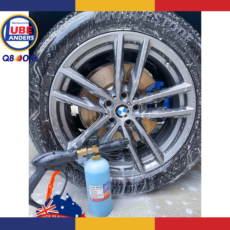 Rửa xe không chạm Tritech Truck Wash 500ml