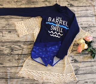 Sale Bikini 2 mảnh tay dài ( có kèm ảnh khách )