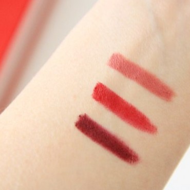 [Quà tặng] Vỉ son 3 màu Giorgio Armani Rouge d’Armani matte | BigBuy360 - bigbuy360.vn