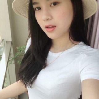 Áo phông cổ tròn