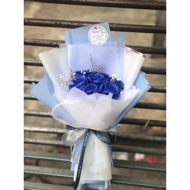 Bó hoa sáp 7 bông 4 lớp NT30721