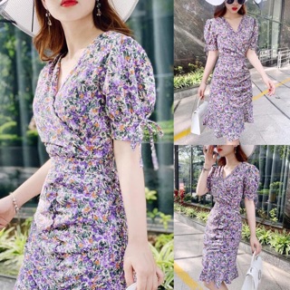 Váy body hoa nhí màu tím nhẹ mộng mơ.
