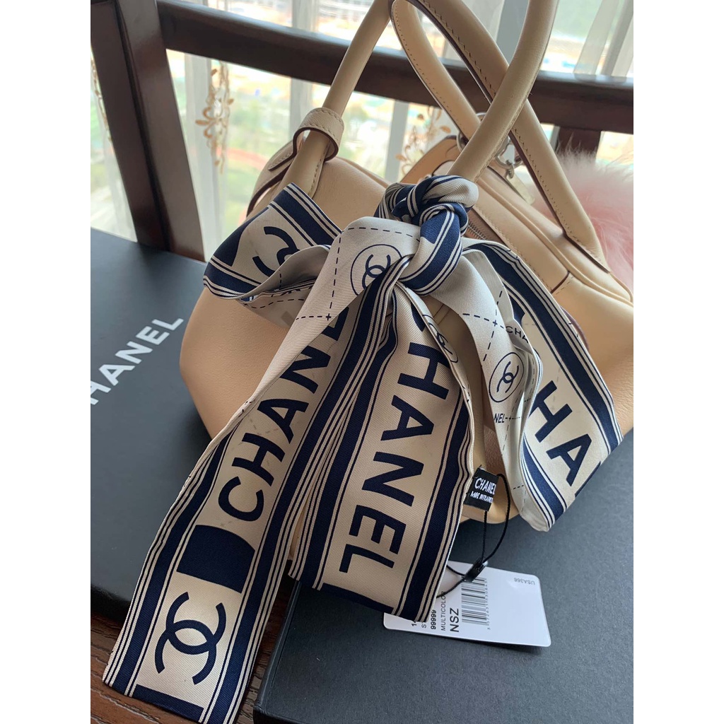 Khăn Choàng Cổ / Khăn Tay / Túi Xách Bằng Lụa Phối Ruy Băng In Chữ CC Màu Đen Thời Trang Cho Nữ