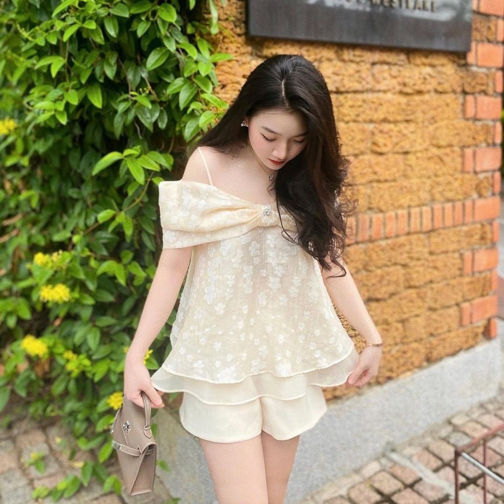 Áo 2 dây trễ vai cổ phối nơ Linly Store chất von hoa A-TVNO3
