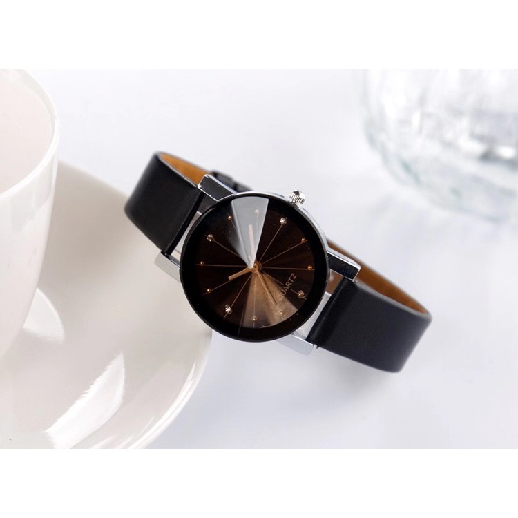 Đồng hồ nữ thời trang (Ready stock) Lady fashion quartz watch Giá thấp và chất lượng tốt