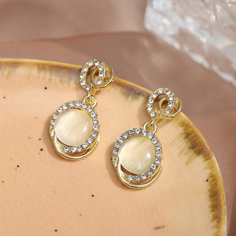 Khuyên Tai Đính Đá Mắt Mèo Tròn Đôi Thiết Kế Đơn Giản Sang Trọng