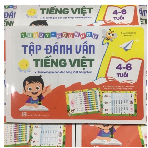 Vở học đánh vần tiếng việt cho bé