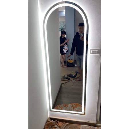 Gương vòm toàn thân LED cảm ứng