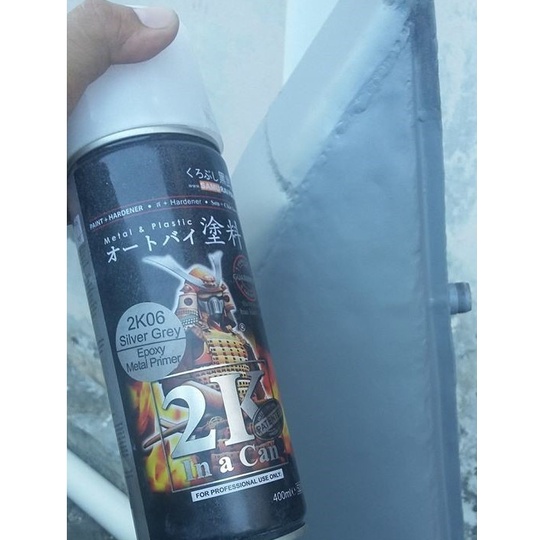 Chai son xit Samurai 2K06 - Sơn Lót Kim Loại, Epoxy( Màu xám bạc)