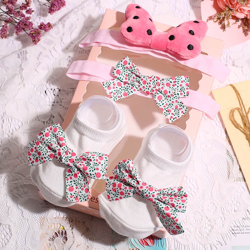 Set 3 đôi vớ đính nơ dễ thương cho bé gái 0-3 tháng tuổi