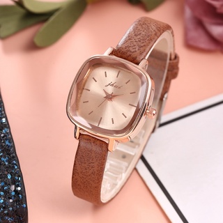 Đồng hồ quartz mặt vuông phối dây đeo da cho nữ