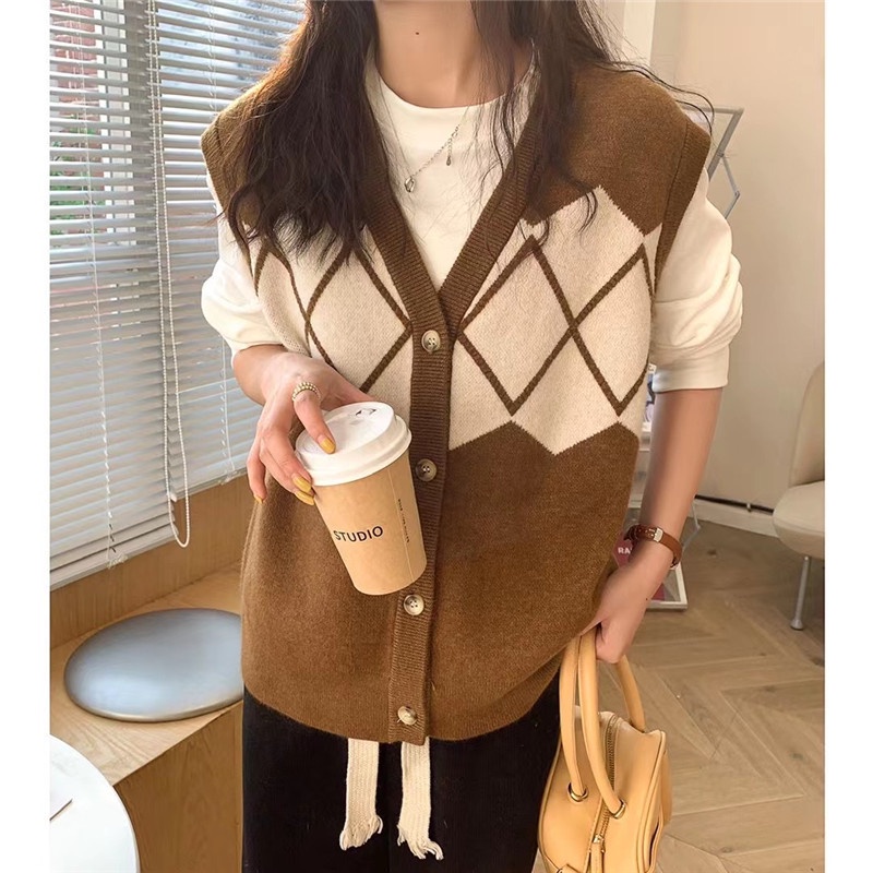 Áo Dệt Kim Nữ Cộc Tay Cổ Chữ V Cài Khuy Đính Đá Phong Cách Hàn Quốc Mới