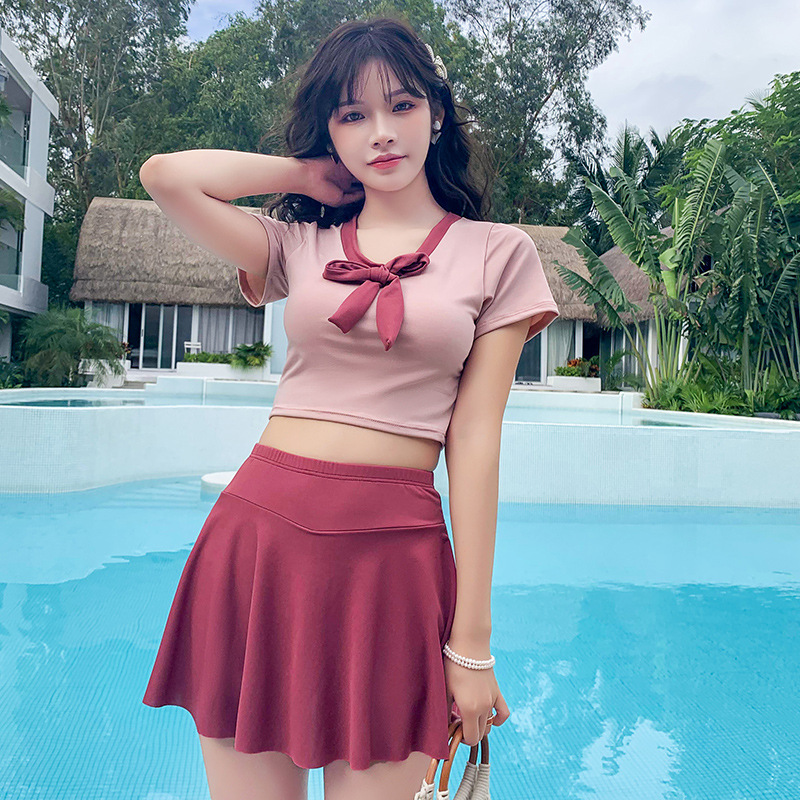 Đồ Bơi Nữ Ngắn Tay Ôm Dáng Mẫu 2021 | BigBuy360 - bigbuy360.vn