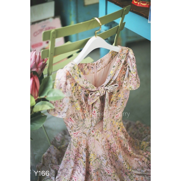 Váy hoa dáng xòe Y166