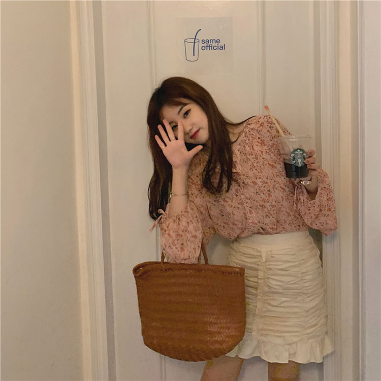 Áo Sơ Mi Nữ Tay Ngắn Họa Tiết Hoa Phong Cách Hàn Quốc