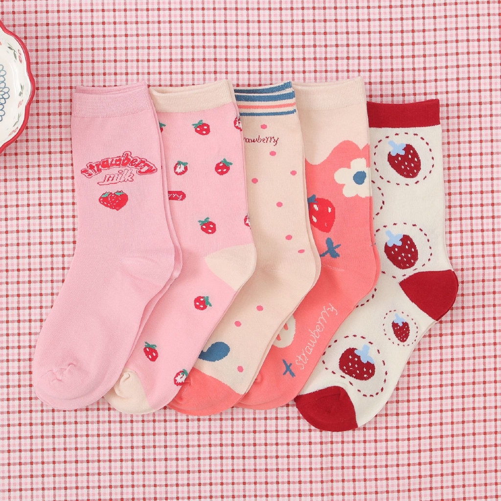 Vớ cotton cổ cao tới giữa bắp chân mềm mại linh hoạt họa tiết dâu tây phong cách Nhật Bản harajuku xinh xắn dành cho nữ