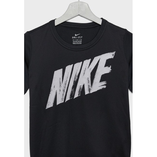 Áo thể thao Nike bé trai 6-8 tuổi sale