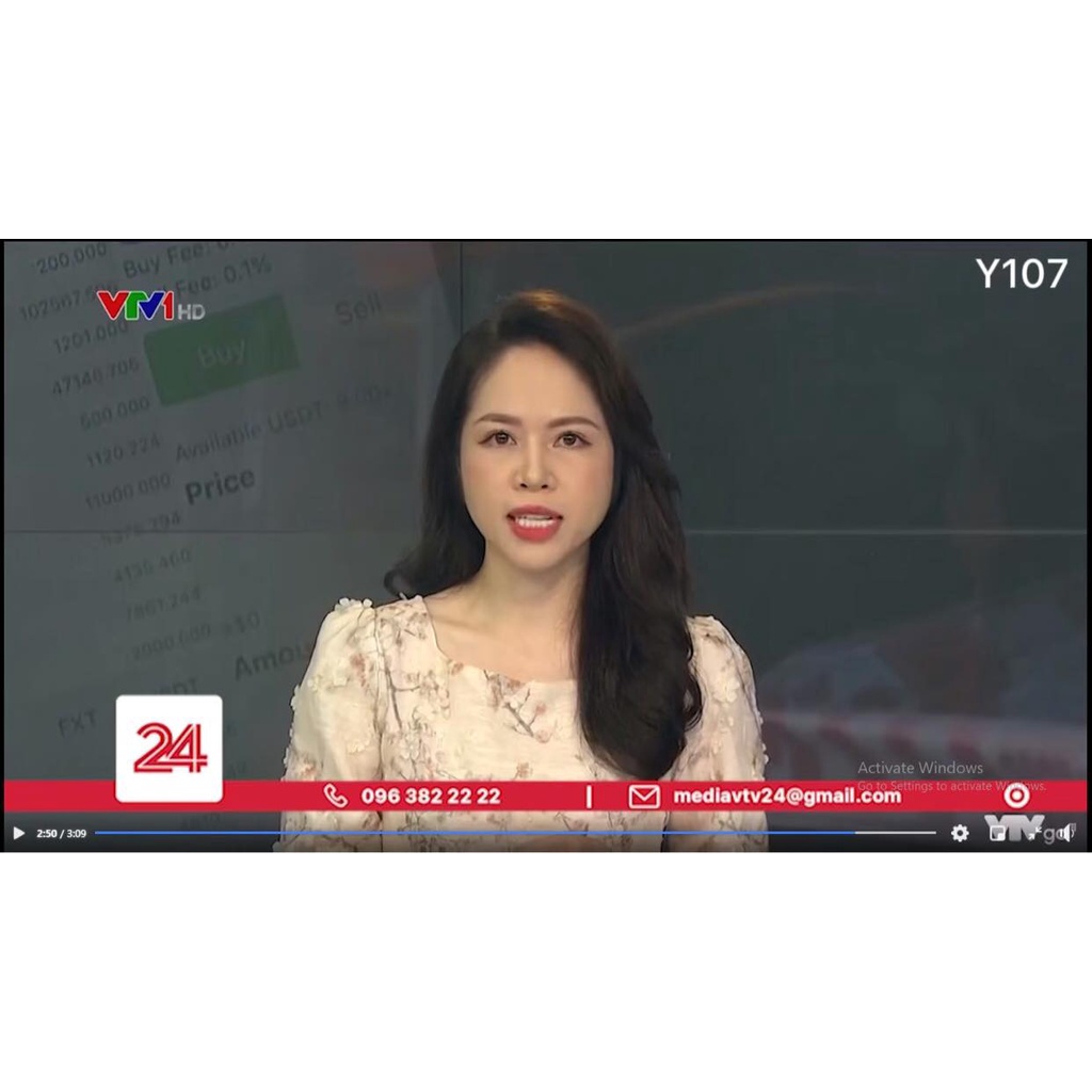 Váy hoa nổi tiểu thư sang trọng tôn giáng