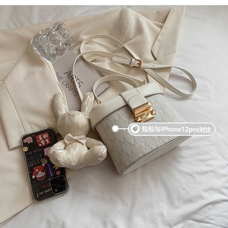 Shouder bag tote bag 2021  Túi Xách Sang Trọng Thời Trang Chất Lượng Cao 2021 Dành Cho Nữ