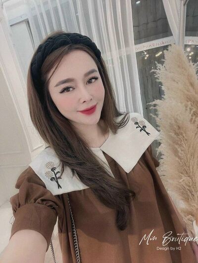 Áo sơ mi cộc tay cổ pha thêu babydoll xinh