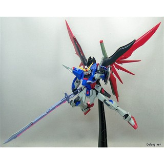 Mô hình MG Destiny Gundam.