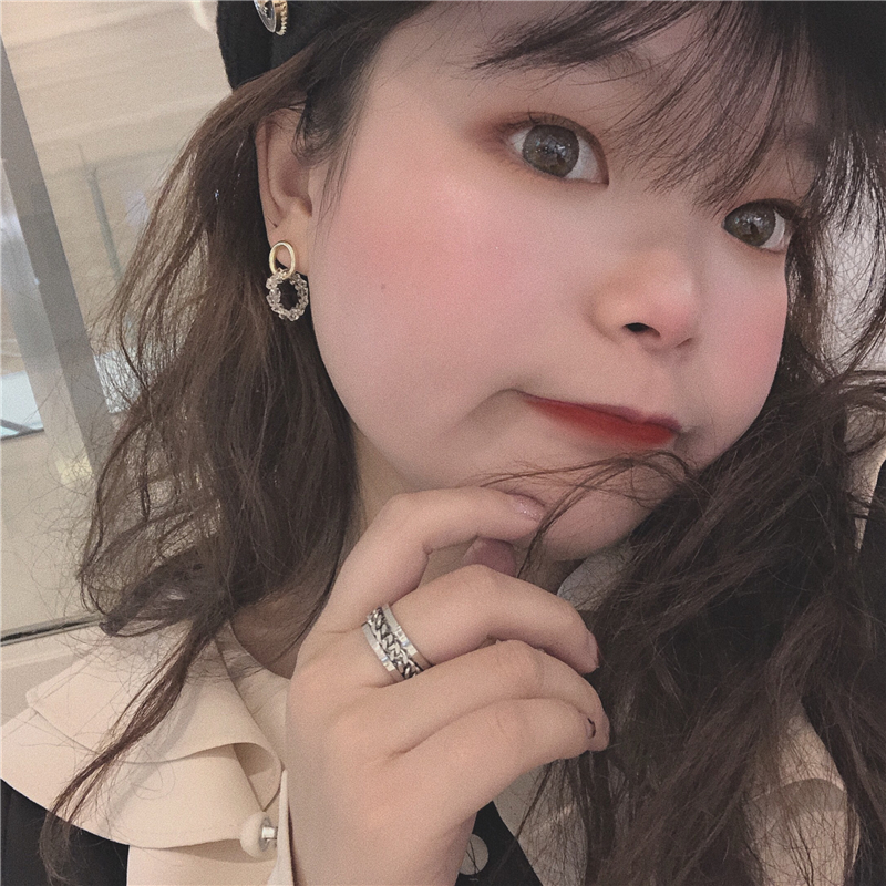 Nhẫn 23777 phối dây xích có thể xoay được thời trang Hàn Quốc cá tính dễ phối đồ cho nam và nữ