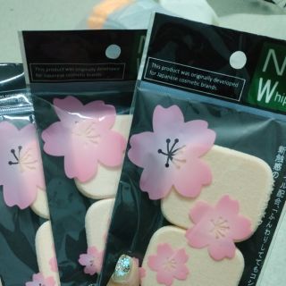 BÔNG PHẤN TRANG ĐIỂM SAKURA Puff