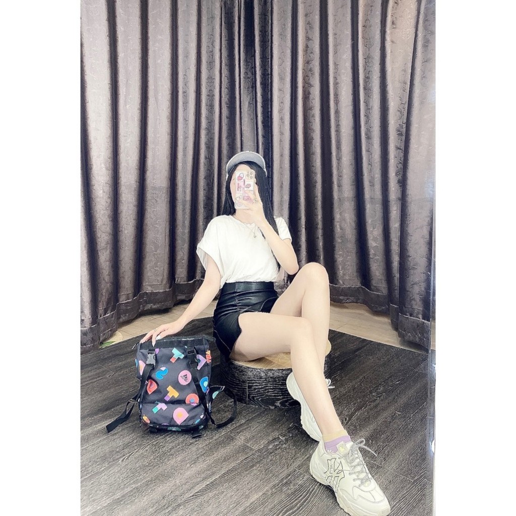 Balo / Túi Đeo Chéo 2in1 Thời Trang X Leg Dots Graphic Convertible Bag Full Tag Code